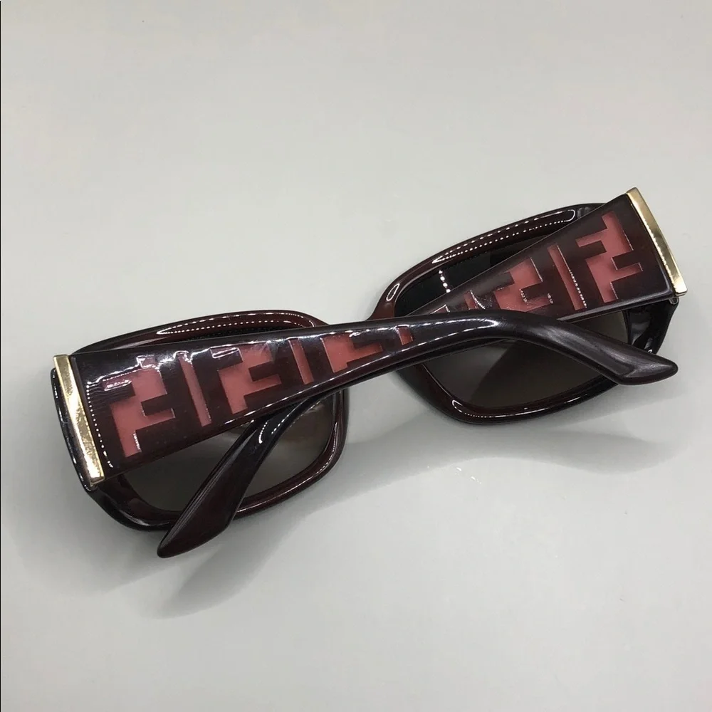 Fendi fs5197 sunglasses with logo brown burgundy square-rectangualr Italy.